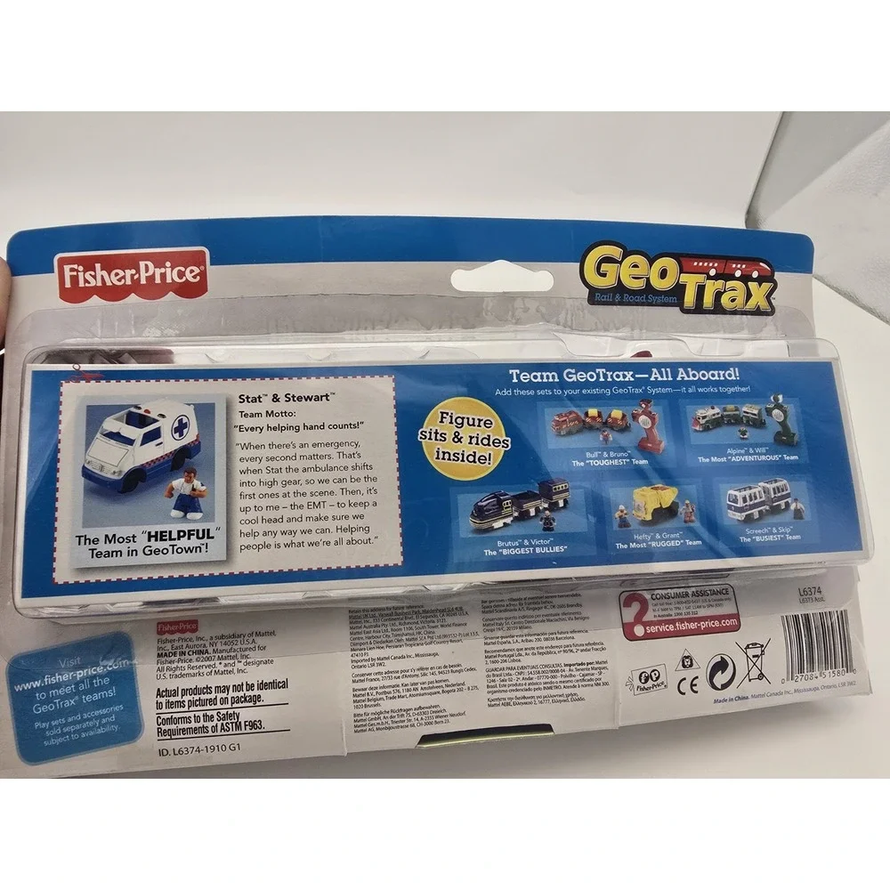 BRAND NEW FISHER PRICE GEO AMBULANCE HELPFUL TEAM‎ 2.5+ LIGHTS & SOUNDS 2007